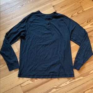 Men's Lululemon Long Sleeve Henley Shirt, size large